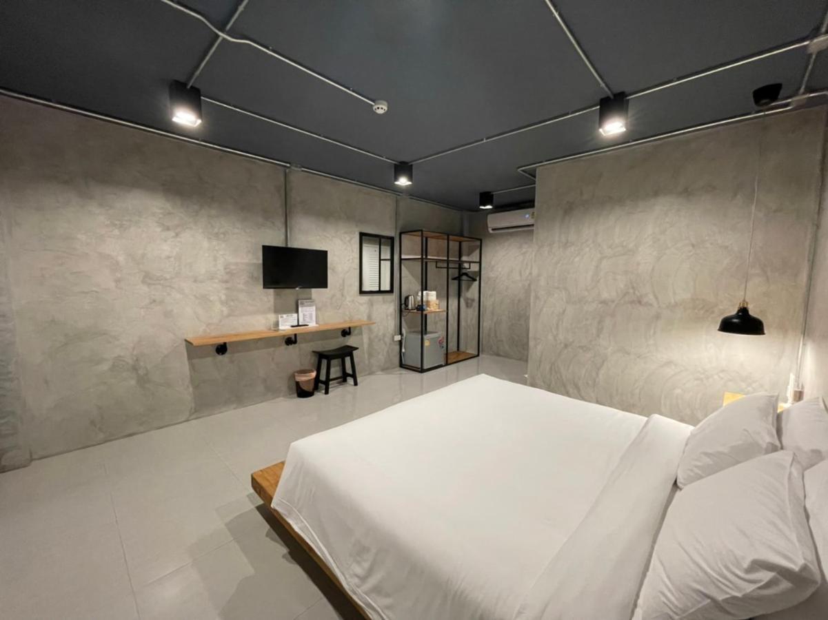 Loft Space Hotel Ranong Zewnętrze zdjęcie