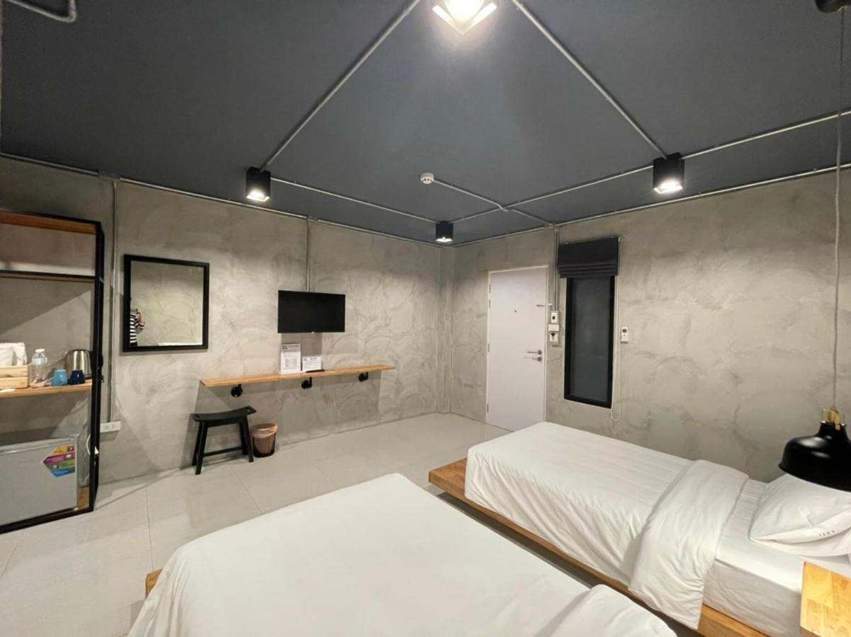 Loft Space Hotel Ranong Zewnętrze zdjęcie