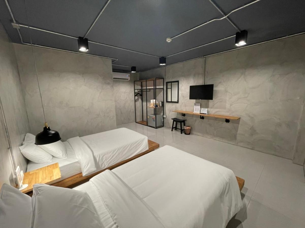 Loft Space Hotel Ranong Zewnętrze zdjęcie