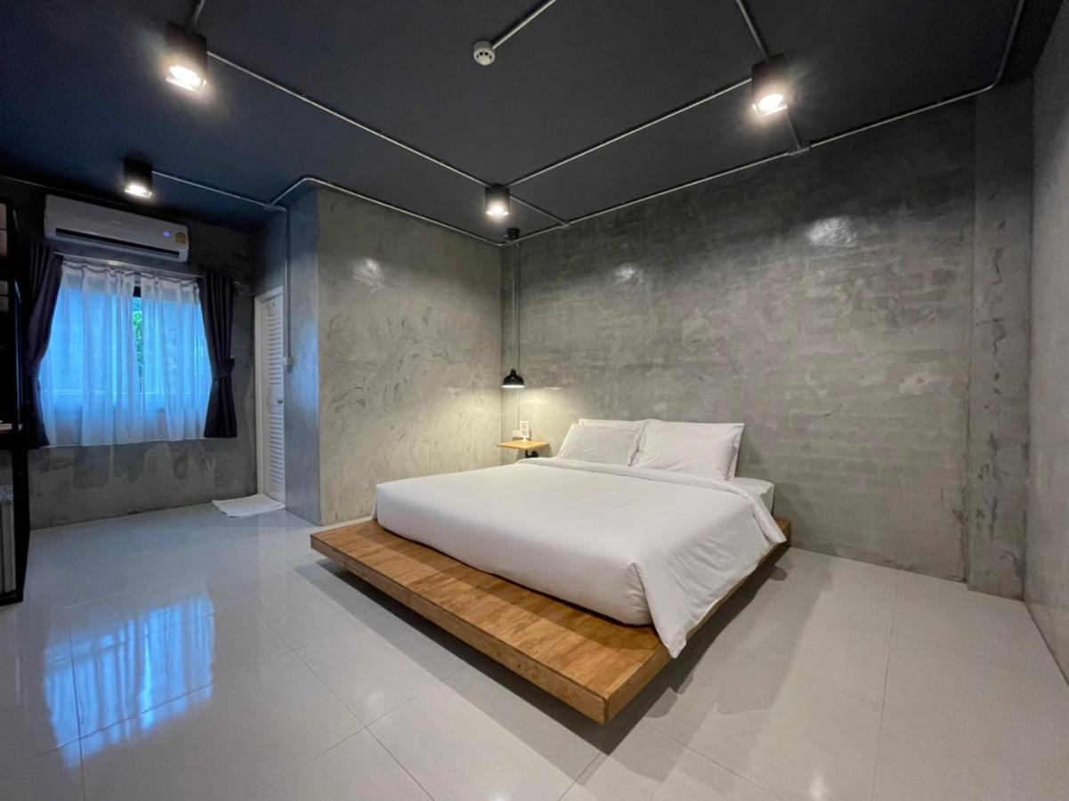 Loft Space Hotel Ranong Zewnętrze zdjęcie